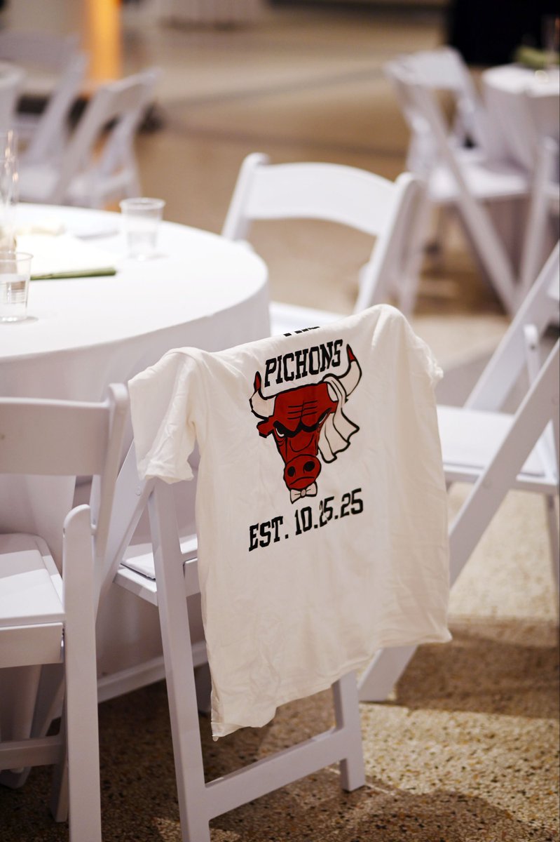 valorie_kay2's tweet photo. We had a Chicago Bulls themed wedding reception and the Bulls won on our wedding day! Coincidence? Absolutely not! You’re welcome, Chicago. 🏀🤍❤️ 

See you in person Friday for back to back games!
#BullsNation https://t.co/y9PEZ5Mklj