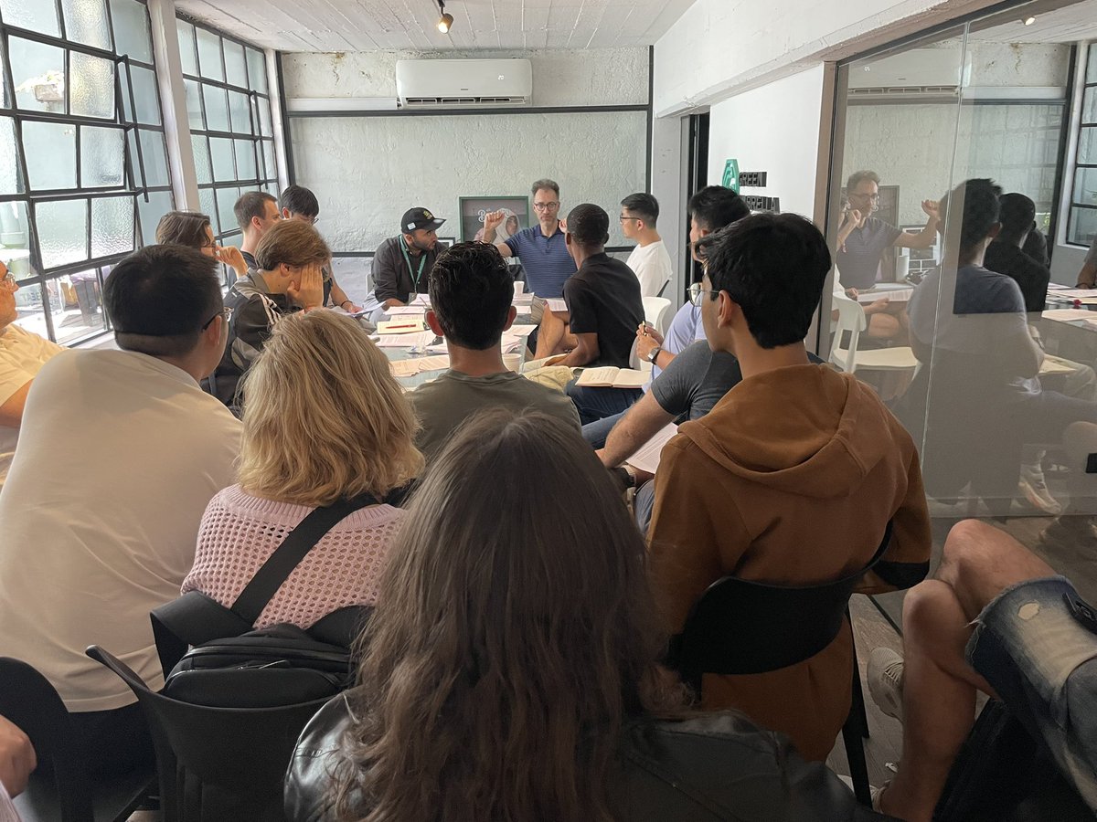 Lauren Dresnick tweet media