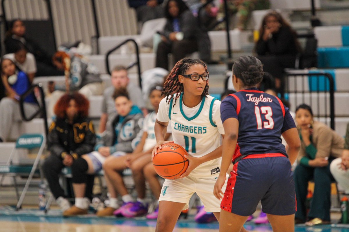 The_MrsDeJohn's tweet image. Our Lady Chargers in action⚡️@ACHS_ChargerGBB