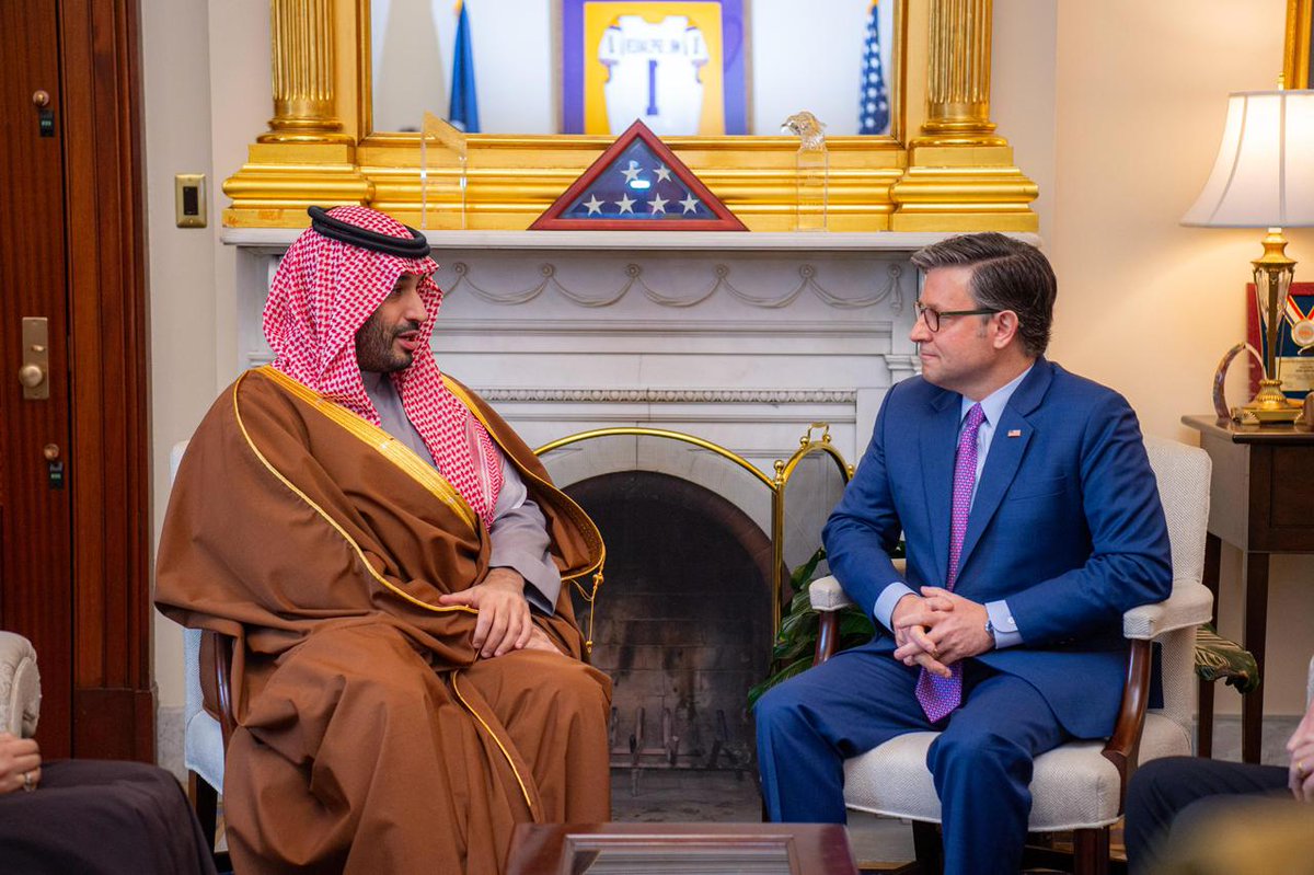 spagov's tweet image. سمو #ولي_العهد يعقد في مقر الكونغرس بواشنطن اجتماعات ثنائية وموسعة مع قيادات وأعضاء مجلس النواب في مختلف اللجان.
#محمد_بن_سلمان_في_واشنطن
#٩٢_عامًا_من_الشراكة_والازدهار
#MBSINUSA | #واس