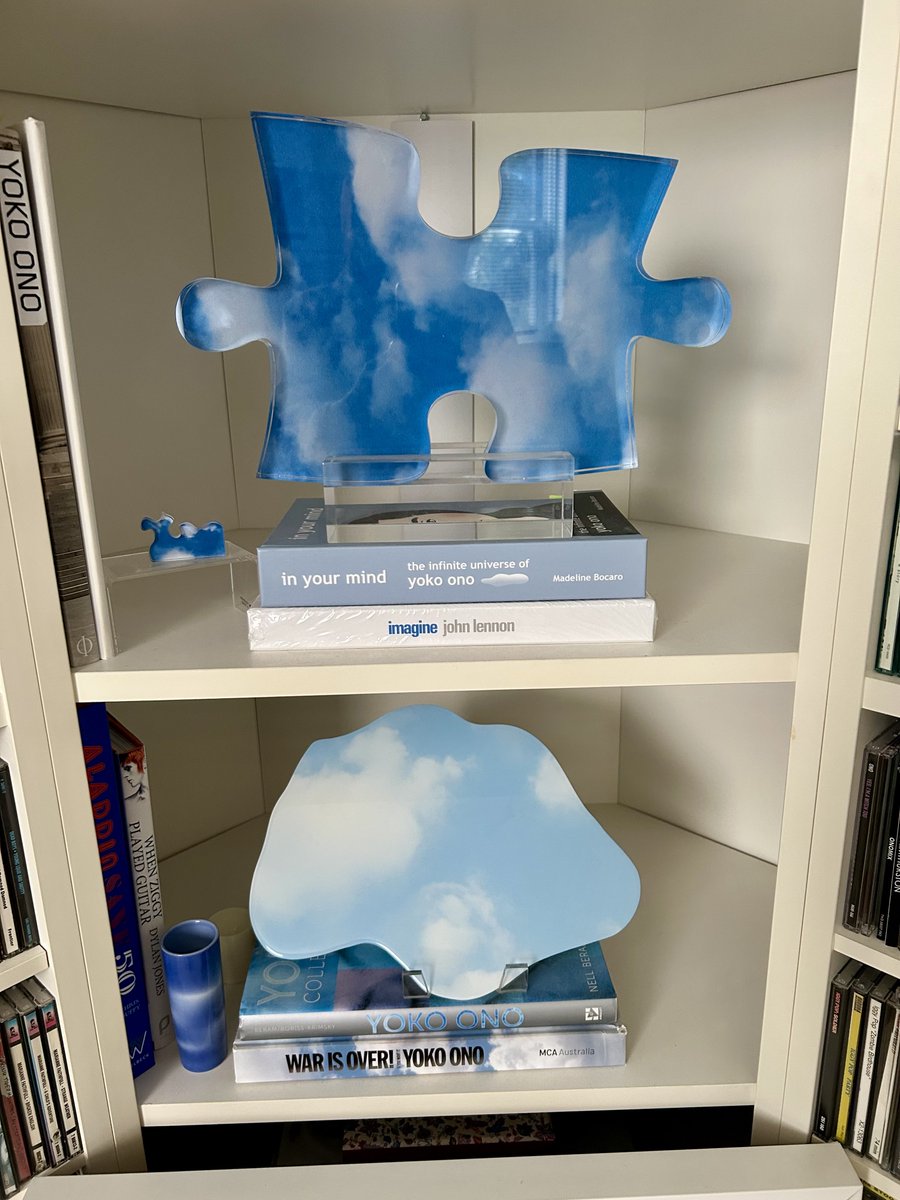 ConceptualBooks's tweet image. Sky Puddle was created by YOKO ONO in 2011. 
A flat resin piece represents puddles reflecting the sky.
Limited edition (32 pieces) in 2025. I own #9!

@seanonolennon #yokoono #yoko #johnlennon #thebeatles #yokoonobook #yokoonobiography #onetoone #powertothepeople #imagine #sky