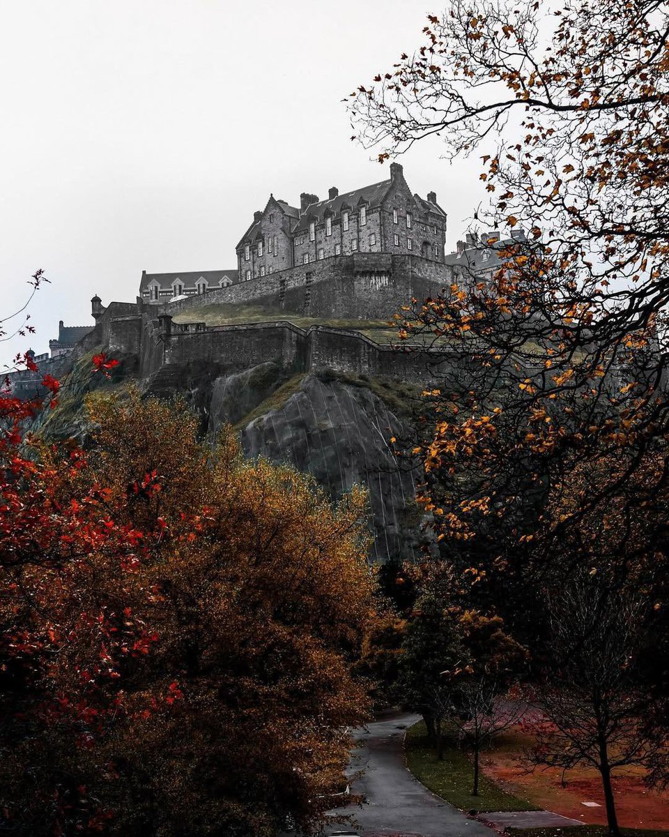 purelivn's tweet image. Edinburgh, Scotland
