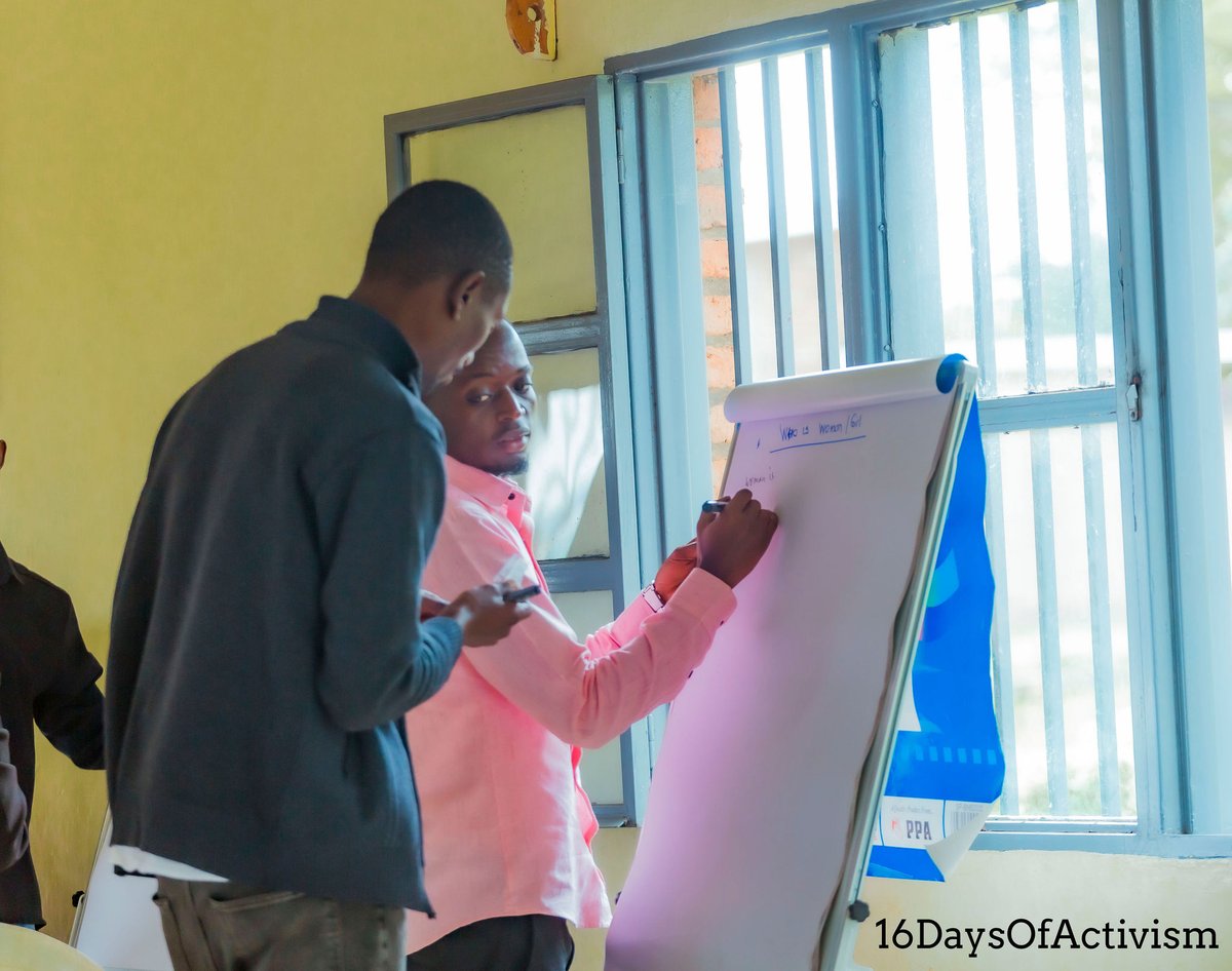 informed_gens's tweet photo. Ahead of the #16DaysOfActivism, we’re empowering #IFGClub facilitators & mentors to lead planned school outreach across @RwamaganaDistr and @GatsiboDistrict. United, we can create safer spaces and end #SGBV against girls and young women.
#InformedGens
#IFGClub
@harerimana_tito https://t.co/fSdEJQqPoV