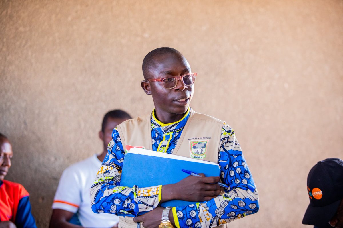 iwacuinfo's tweet image. Ce mardi 18 novembre, Mme Won Young HONG, Directrice régionale adjointe de @UNFPA_ESARO, a effectué une visite sur le site des camps de déplacés de Musenyi, en commune #Musongati, province #Burunga.
Accueillie par les autorités locales — Mme Claudine Niyoyitungiye,