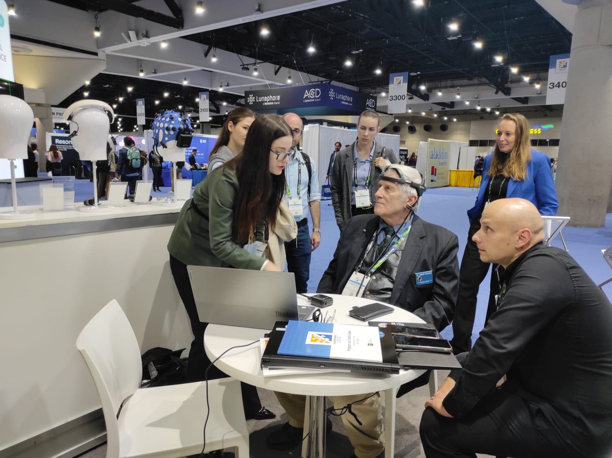 Bitbrain_en's tweet image. And that’s it for SfN 2025! 

Always a real pleasure to connect with so many dedicated researchers, all working with one goal in mind: exploring the frontiers of #neuroscience to better understand the brain. 

See you next year in Washington, @SfNtweets!

#neurotechnology #EEG