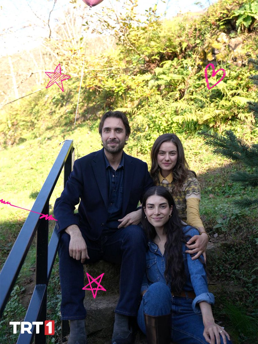 Sürpriz 💖

Bugüne güzel anılar bırakıyoruz. 🎁

#TaşacakBuDeniz <a href="/trt1/">TRT 1</a>