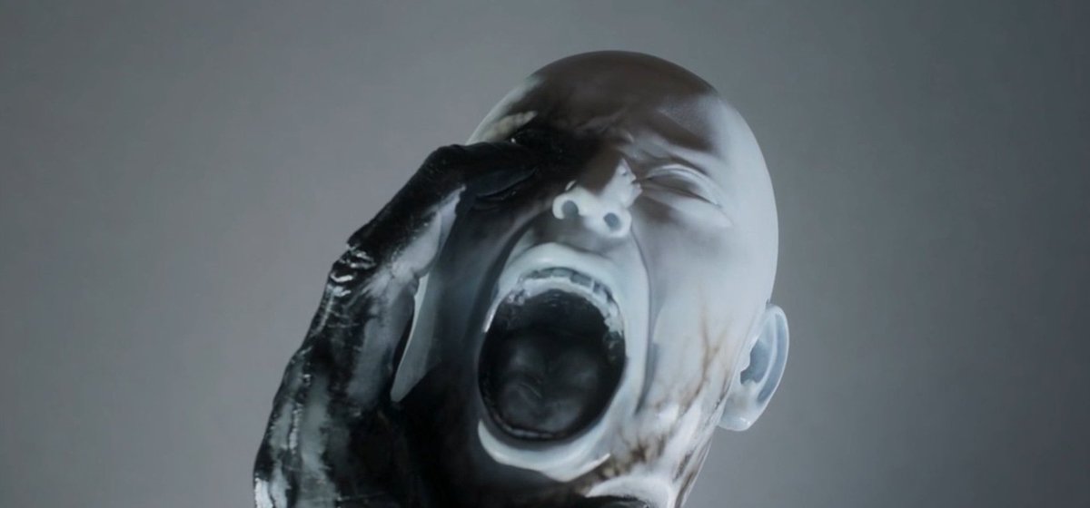 lfthenelse's tweet photo. Yohan carved the culprit’s face into a statue and put it up for auction so his client could win it for him… but I wasn’t expecting the evidence to be hidden inside it.
#조각도시 #TheManipulated #TheManipulatedEp8 https://t.co/eZXgH6ALXh