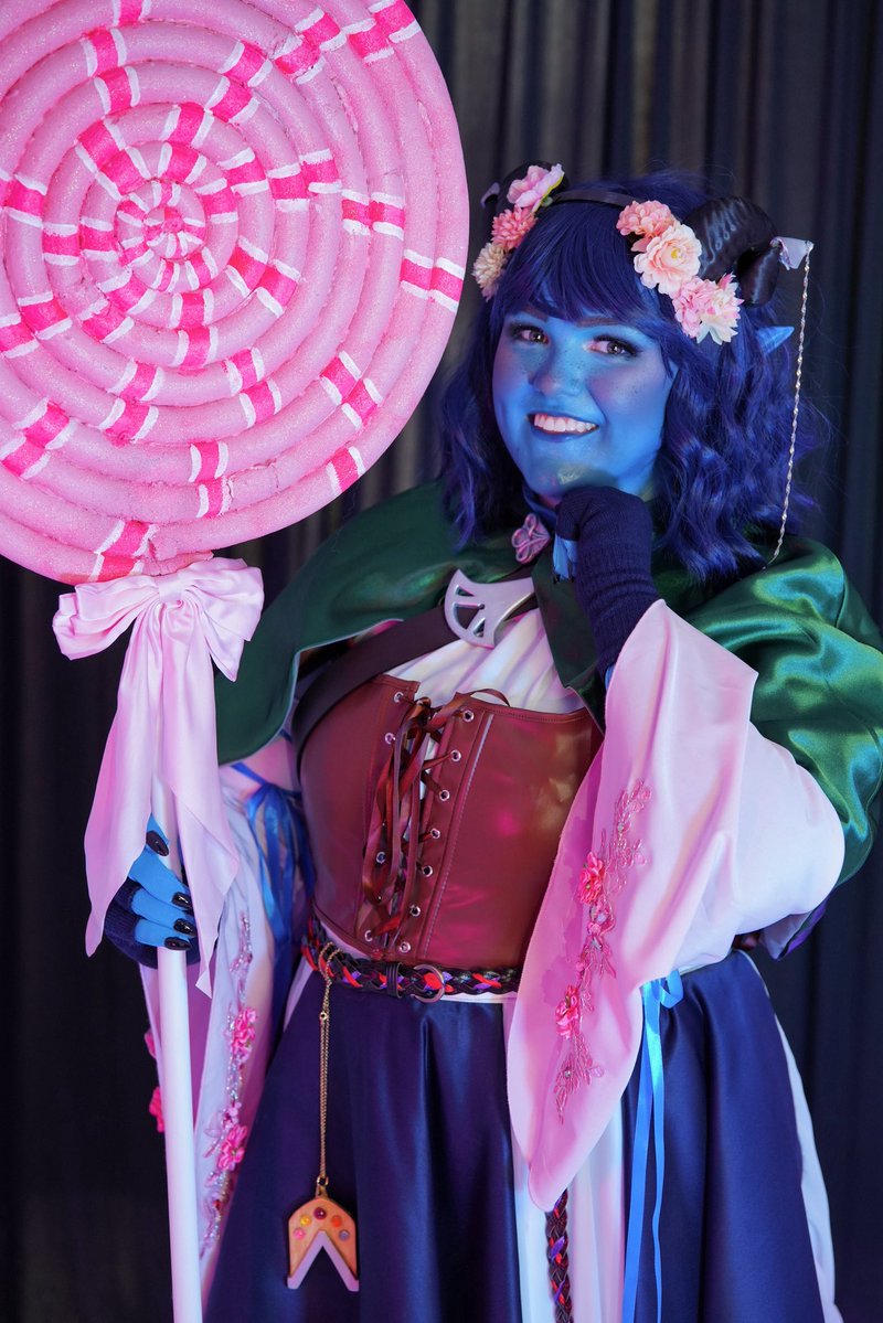 “I’m asking you to open your heart to chaos.” 🍭 

HAPPY MIGHTY NEIN DAY! Tune into <a href="/LVMandM9onPrime/">The Mighty Nein and The Legend of Vox Machina</a> for the journey! 🎉

WE DID IT! In three weeks, this cosplay came together and so did a full photoshoot for The Mighty Nein!

#TheMightyNein #CriticalRole #CriticalRoleCosplay