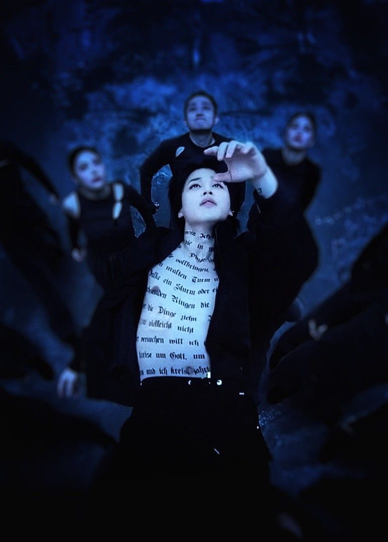 BIAS_means_Solo's tweet image. The only comparison that matters is Jimin vs Jimin. I think Jimin would agree with me on this.
What matters to him is mastering the art &amp;amp; becoming art itself. He creates, he inspires…He is unique. He is original.