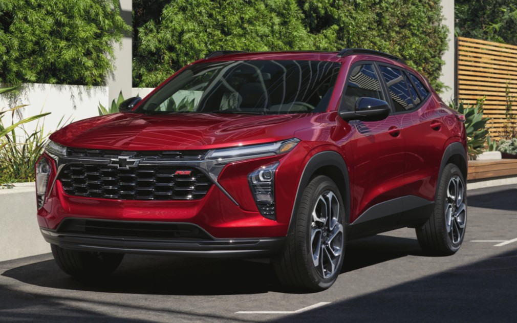 herndonchevysc's tweet image. From the bold, muscular ACTIV to the sleek, sporty RS—choose the ride that matches your style. #ChevroletTrax bit.ly/2RVkKet

#herndonchevrolet #lexingtonsc #chevytrax #Chevrolettrax