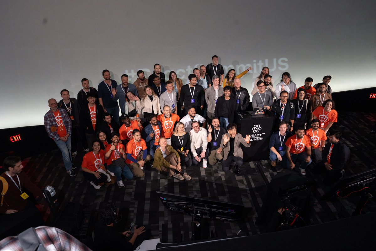 ReactSummit's tweet image. 😍Wrapped up an amazing #ReactSummitUS in-person day! 🎙️A day full of great vibes, big ideas, and an awesome community.

See you on Nov 21, right from the comfort of your home ⚛️