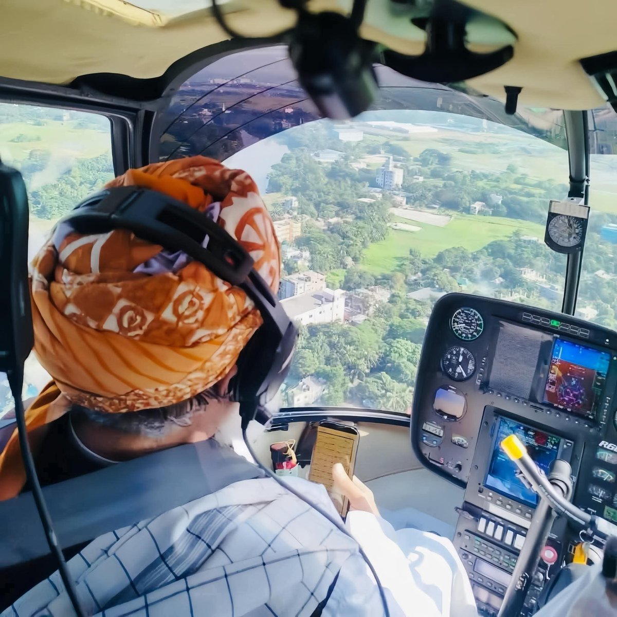 sherkhhan's tweet image. ماشاءاللہ ماشاءاللہ ماشاءاللہ 
میرے قائد محترم نے بنگلہ دیش میں تاریخ رقم کردی اس وقت پوری دنیا میں 
قائد ملت اسلامیہ حضرت مولانا فضل الرحمن ڈنکہ بج رہا 
اللہ تعالیٰ قائد ملت اسلامیہ کو سلامت رکھے 
امین

#MFRforPakBanglaUnity