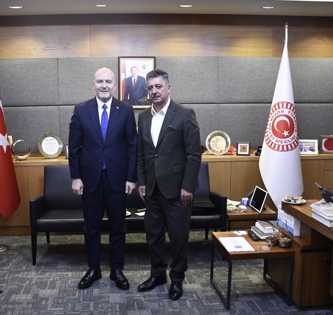 Türkiye Cumhuriyeti tarihindeki en cesur, en kahraman ve en başarılı İçişleri Bakanlarımızdan biri olan, yol ve dava arkadaşım, TBMM İçişleri Komisyonu Başkanı Sayın Süleyman Soylu'yu makamında ziyaret ettim. 
İlgi alakasında  sayın bakanıma şükranlarım sunuyorum  <a href="/suleymansoylu/">Süleyman Soylu</a>