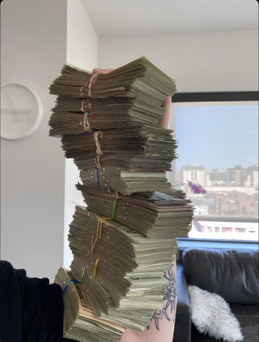 Ashngrass's tweet photo. 🎉 Congratulations to everyone in the group who made profits!

Today, I'm looking at several stocks—I'll share them in the WhatsApp group before the market opens.

Wishing us all steady profits! 🚀

✅My WhatsApp link: https://t.co/FE8vKgTj7m

$ASST $LAES $SEMR $BITF $OPEN https://t.co/kqMJbrPR7N