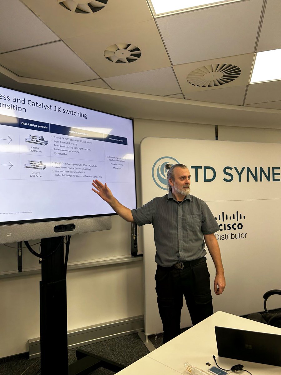 TDSYNNEXPL's tweet image. Dzisiejszy #Cisco #SMBExpressTrackBootcamp w Warszawie już za nami! Masa praktycznej wiedzy o współpracy z Cisco, #Enterprise &amp;amp; #Security, #Meraki i #Collaboration — wszystko w intensywnym, konkretnym formacie. 💼🔐🌐

#CiscoSMB #ExpressSpecialization #CiscoCertified