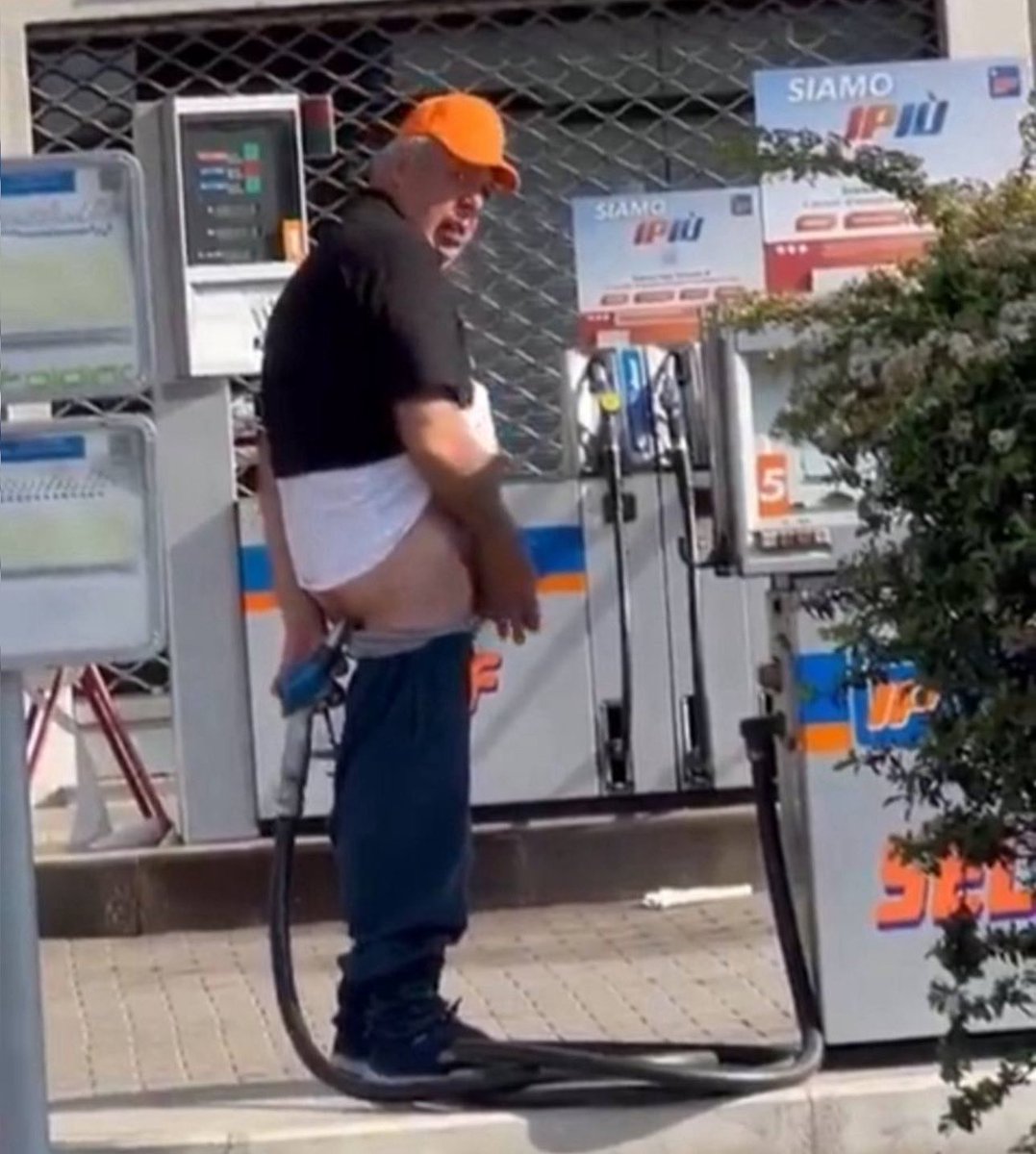 GemsOfWhites's tweet image. Japan to introduce civility class where whites will teach how to be moral citizens.

Thoughts?