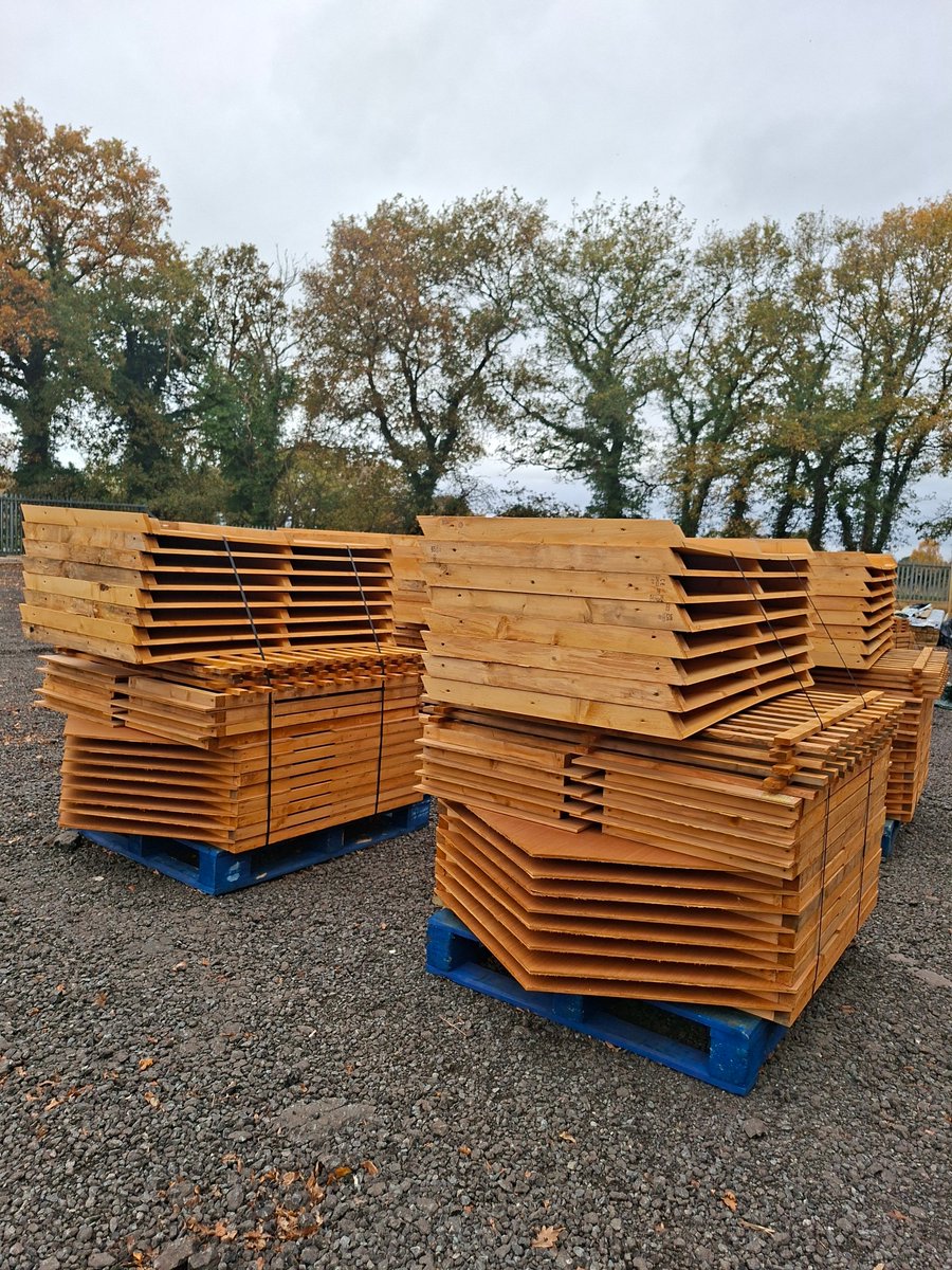 firtreetimber's tweet image. 🐔Eighty chicken shed kits were collected by a local company today.  Contact us to discuss your next bespoke project.
#chickensheds #joinery #joineryworkshop #machining #bespoke #woodworking #construction