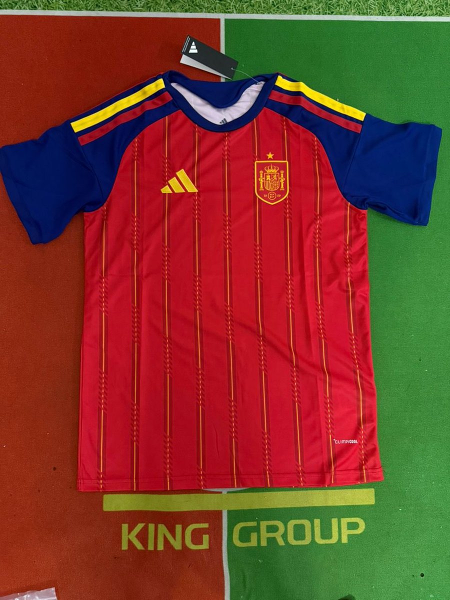 King Group Clothes tweet media