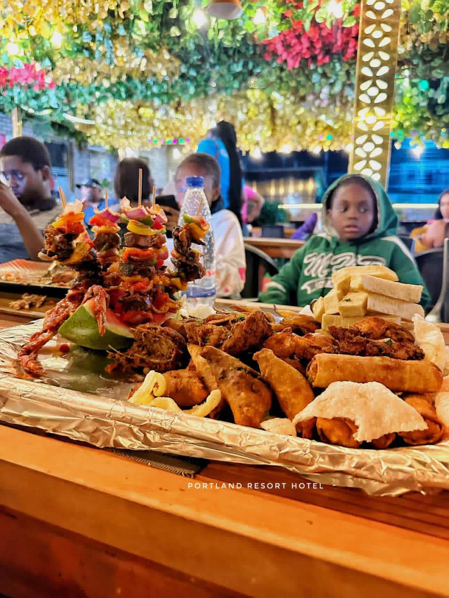 PH_Socials's tweet photo. CHRISTMAS GO MAKE SENSE FOR PORTLAND RESORTS, PORT HARCOURT, THIS DECEMBER!

@PortlandResort is set to make your festive season sparkle with the following exciting, joy-filled packages:

SINGLE STAYCATION – ₦120,000
Because you deserve a holiday that feels like pure self-care!
Enjoy:

Dinner for one

Cinema ticket + free popcorn & drink

Swimming

A soothing spa session

Karaoke

A creamy milkshake

A peaceful night in our Classic Room

One person. One unforgettable experience.

COUPLE’S GETAWAY – ₦200,000
Love deserves premium treatment this Christmas!
Enjoy:

Romantic dinner for two

Cinema tickets + popcorn & drinks

Swimming

Spa relaxation

Karaoke fun

A bottle of wine

Cocktails

A cozy night in our Deluxe Room

Perfect for couples who want to reconnect in style.

FAMILY CHRISTMAS PACKAGE – ₦300,000
Make this a Christmas your family will remember forever!
Includes:

Mini buffet

Cinema tickets for four

Swimming for four

Karaoke

A bottle of wine

A pack of juice

A night in our Signature or Ambassadorial Suite

Warmth, joy, and beautiful family bonding, all in one place.

Everything you need for a magical Christmas, beautifully packaged.
Cedarwood Estate, SARS Road, Port Harcourt
WhatsApp: 0909 077 7666
Valid from 15th December to 4th January. 

Come experience Christmas at Portland Resorts Hotel.