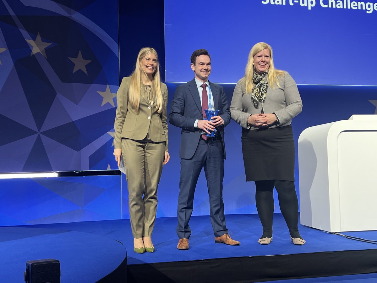 Uwe Proll tweet media