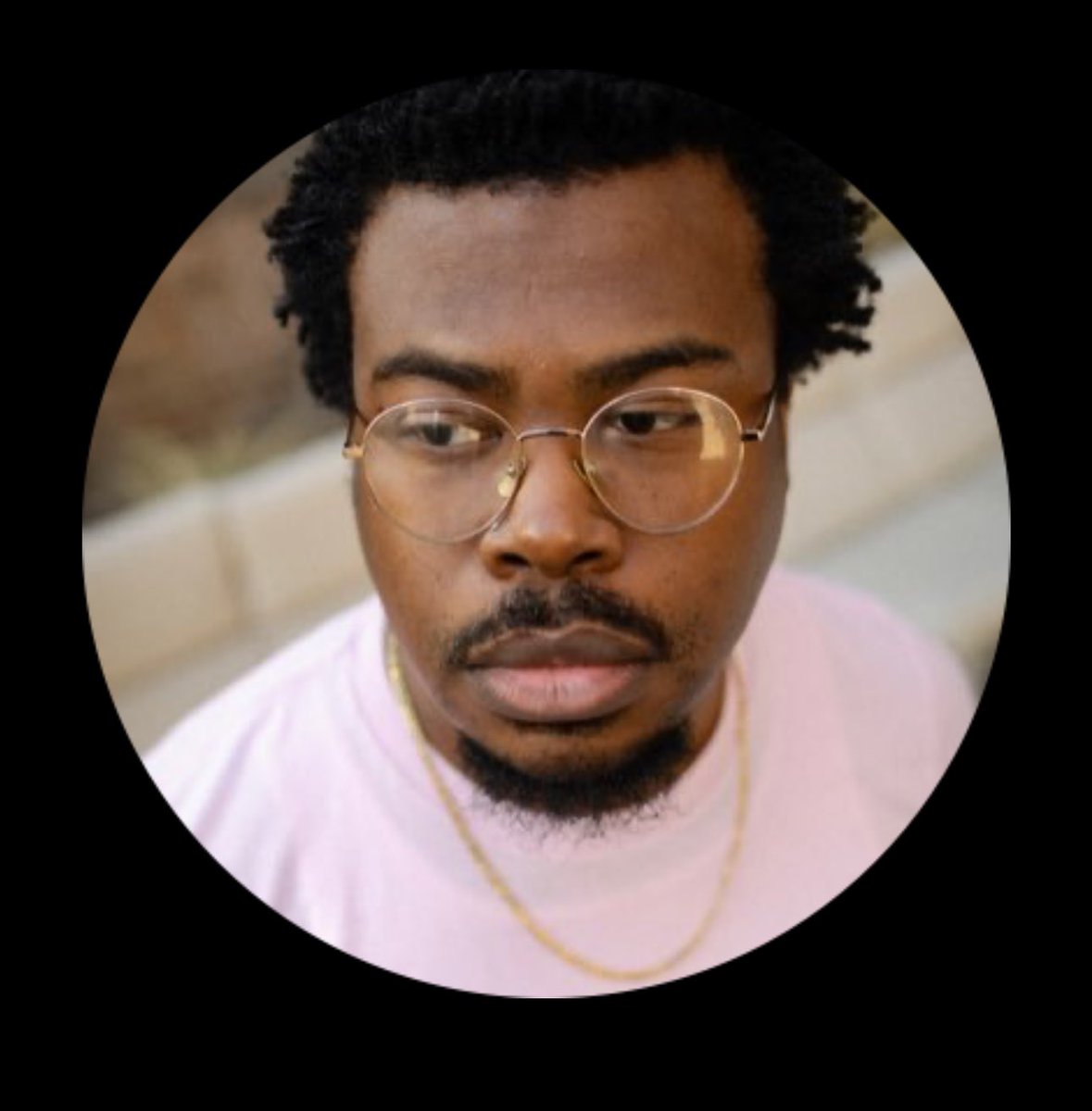 FreakyRedRuby's tweet image. This is the perpetrator spreading misleading information about Nicki