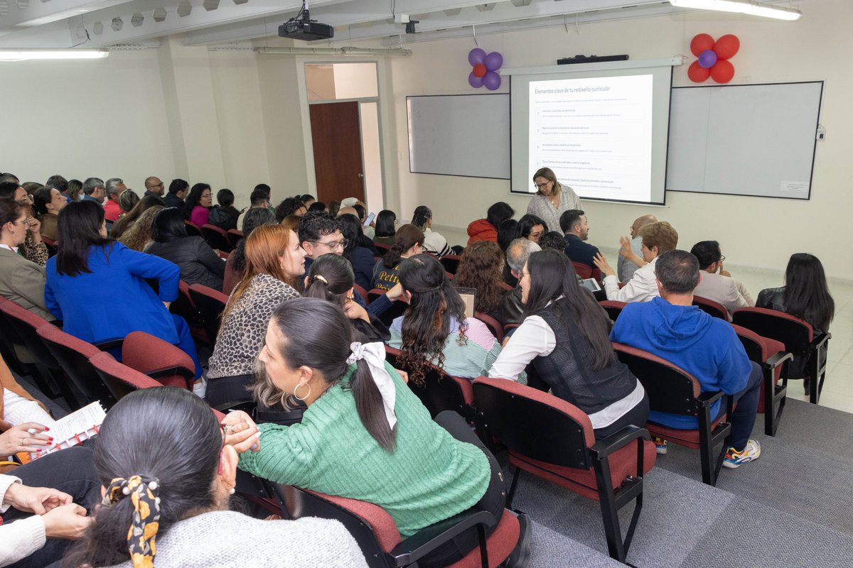 Universidaddboy's tweet image. ✨ Culminación del Curso en Docencia Innovadora

En la Universidad de Boyacá seguimos a la vanguardia, fortaleciendo nuestras competencias para ofrecer experiencias de aprendizaje cada vez más significativas.

 ✨ #SomosUdeB 🦉 ❤️