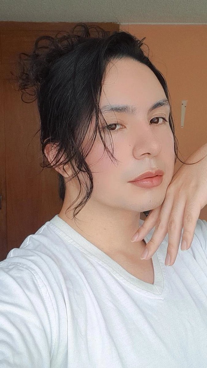 emiliofespinosa's tweet image. 🌈La vida puede parecer un rompecabezas incompleto 🧩, pero cada paso que das coloca una pieza nueva en su lugar, construyendo algo increíble 💥.
#EMILIO #espi