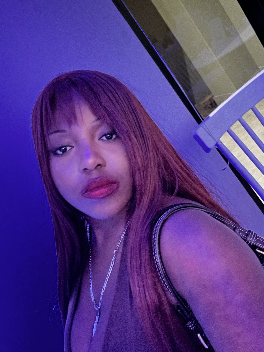 ALBUM OUT NOW🫧💿🧚🏾‍♀️ tweet media