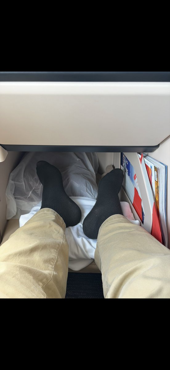 rackyxu1's tweet photo. #socks #黑袜 #fetish #feetworshi̇p #feetfetısh #飞机 #gay #sm https://t.co/GbRcGcANIX