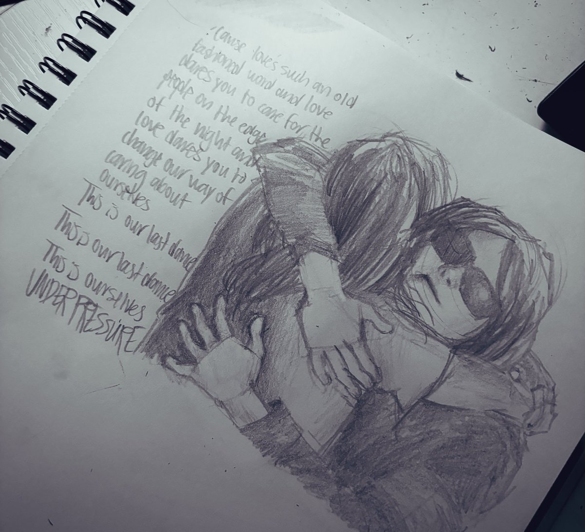 ybmyourlove's tweet photo. Under Pressure #mcrtwt #theused https://t.co/11PiKnExPR