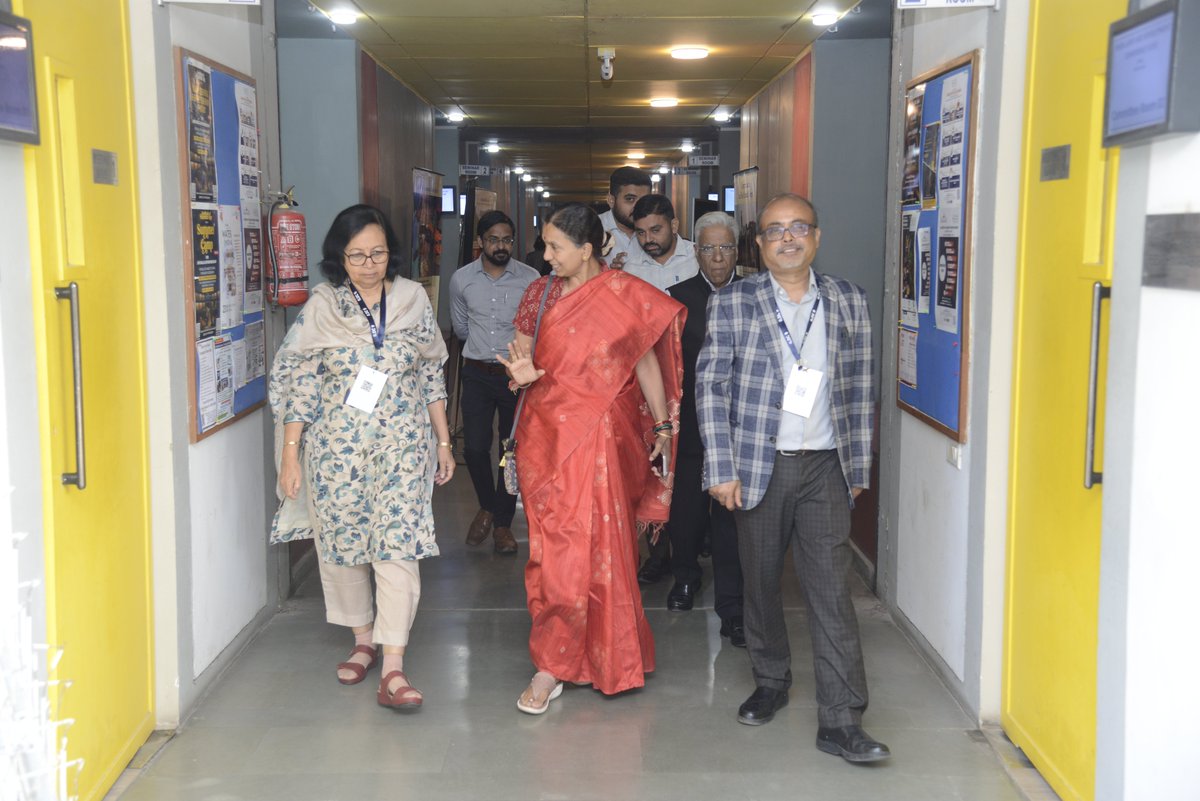 JayantiRavi's tweet image. Delighted to join #ILDC2025 as Guest of Honour. Grateful for the opportunity to contribute to India’s land governance reforms through collaboration, knowledge sharing &amp;amp; collective commitment. Looking forward, an insightful plenary @CMOGuj @DoLR_India  #GoodGovernance #LandReforms