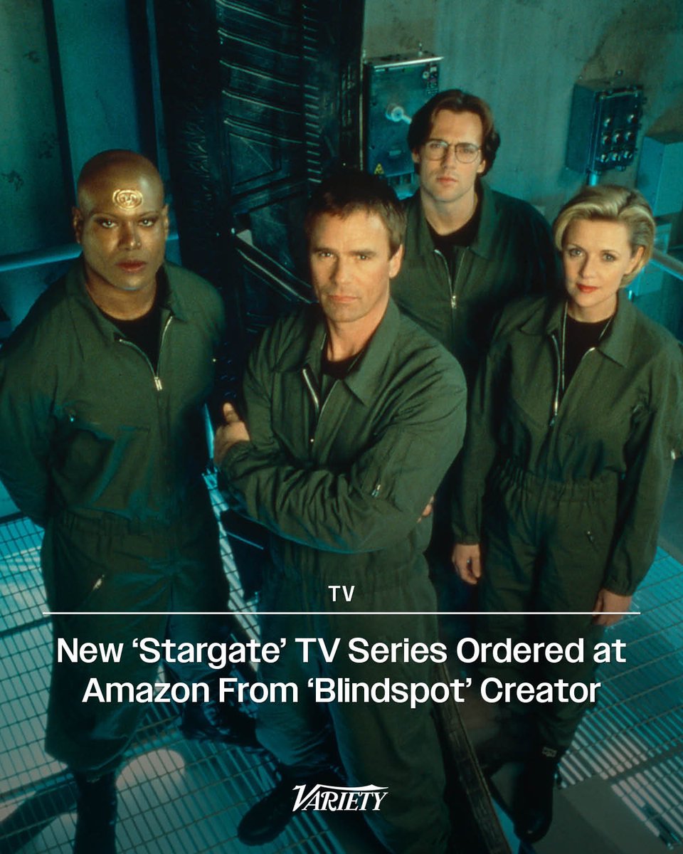 Amazon has greenlit a new #Stargate TV series. 

Martin Gero, a veteran of the original franchise, is set to helm the project. Plot details are still under wraps.

wp.me/pc8uak-1lGAp8