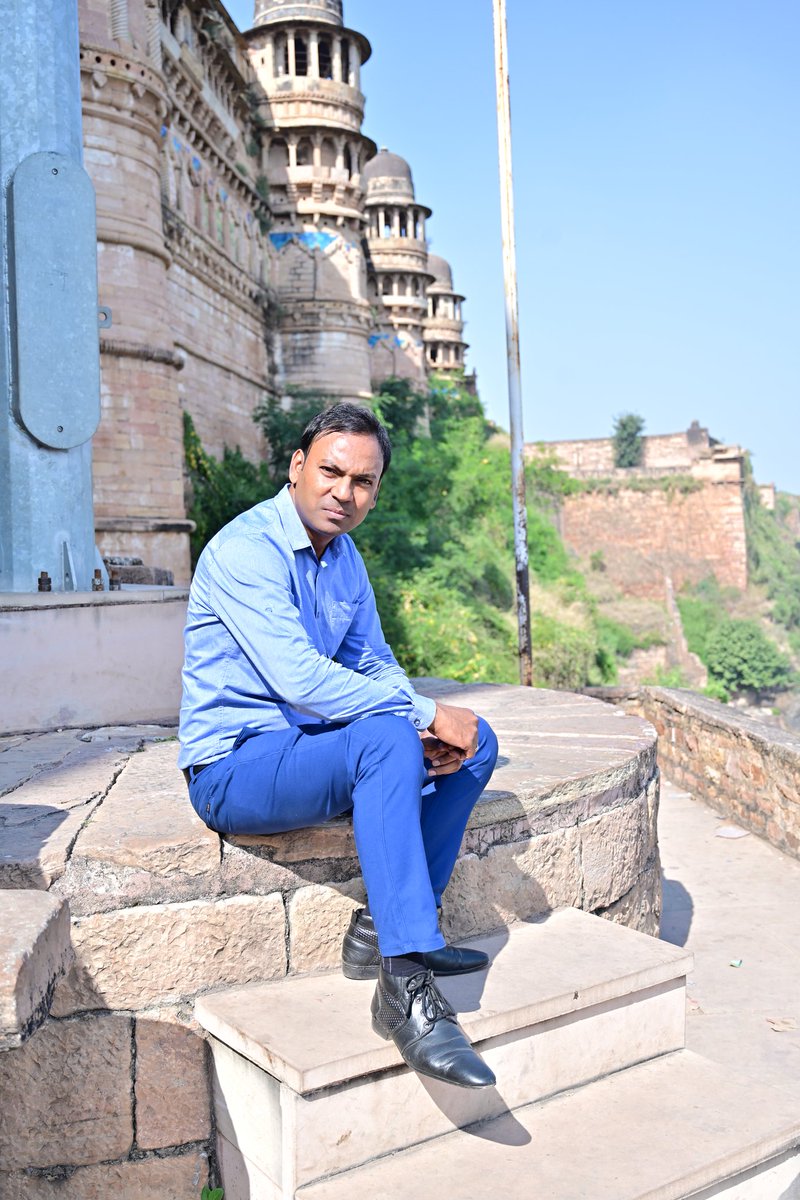 devendra19feb's tweet image. ज़रूरतें तो कभी ख़त्म नहीं होती..... सुकून ढूंढिये...

#ज़िन्दगी
#सुकून