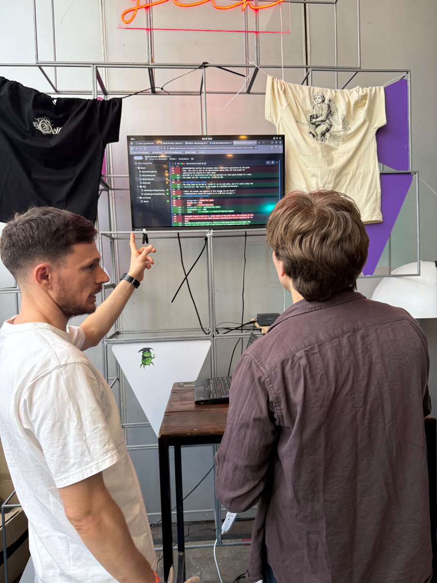 go_ethereum's tweet image. Live PR review session in progress 🔎