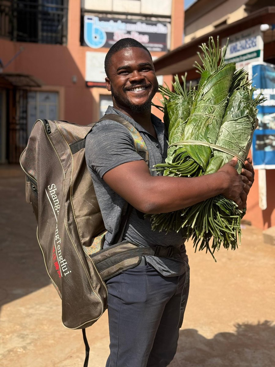 instruvoice_'s tweet image. Present at the Kwara State NYSC camp.
The camp ground is safe. 
PCMs are trooping in, so many fine babes 😉 
Moi moi, Tapioca,custard and pap.

Pls RT ❤️