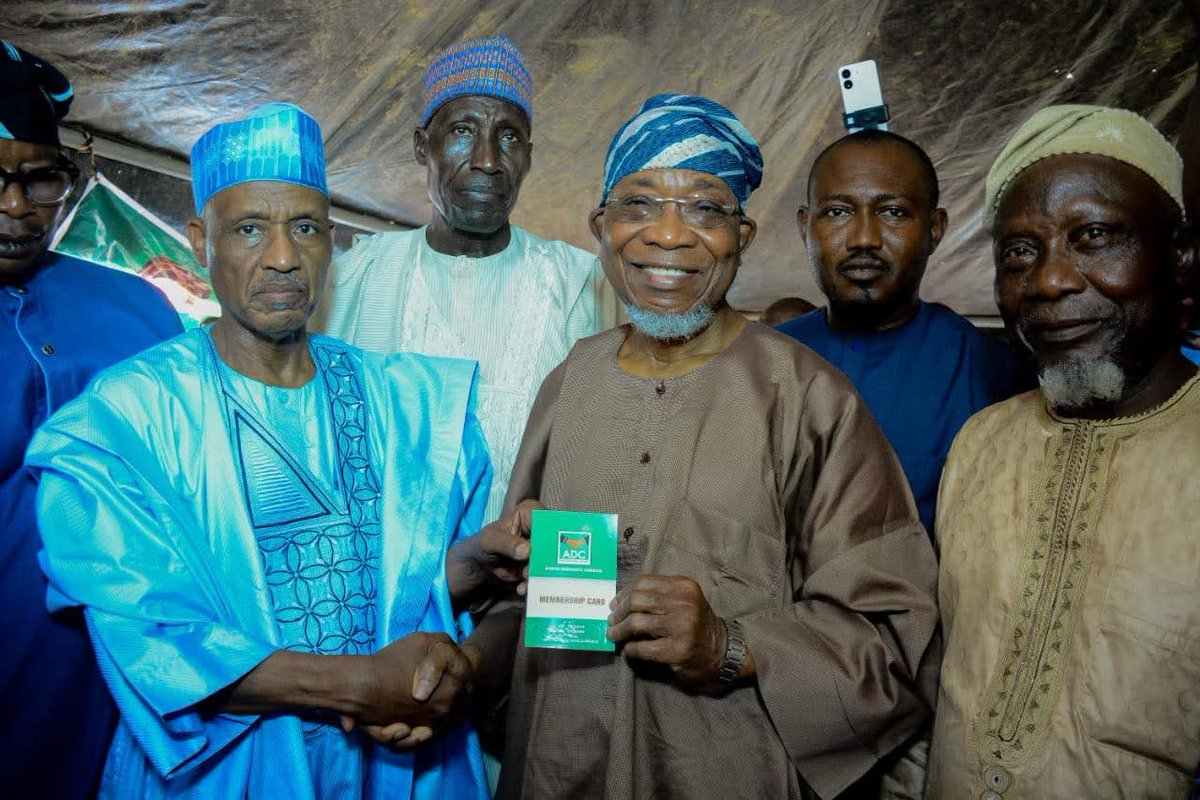 Munnirsanda's tweet image. The ADC has officially begun its registration and membership validation exercise.

HE @raufaregbesola completed his registration at Ward 8, Unit 1, Ifofin in Ilesa East LGA, Osun.

 All members should validate their membership  and invite new supporters to register.