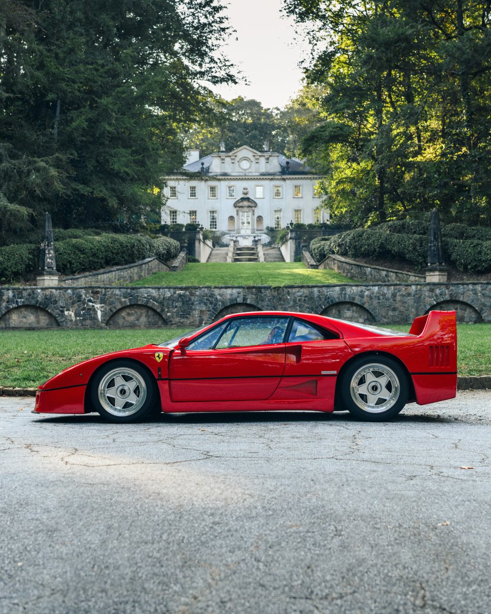 duPontREGISTRY's tweet image. 1992 Ferrari F40 | Asking Price: $3,250,990

The Ferrari F40 remains the benchmark for pure driver engagement. With its featherweight chassis, twin-turbo punch, and iconic rear wing, it represents the essence of Ferrari’s golden era and continues to command respect from…