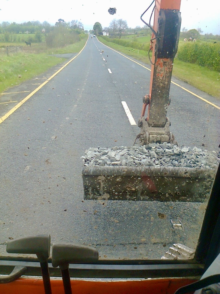 martymonemusic's tweet image. No Tipper – No Problem 😜
Bucket By Bucket we will get it done 
 
Join Us for the Dipper Deep Video Premiere, Thur 20th 7pm 
 
Hit “Notify Me” Here:
youtu.be/EEBK372c5rs
 
#martymone #diggers #dipperdeep