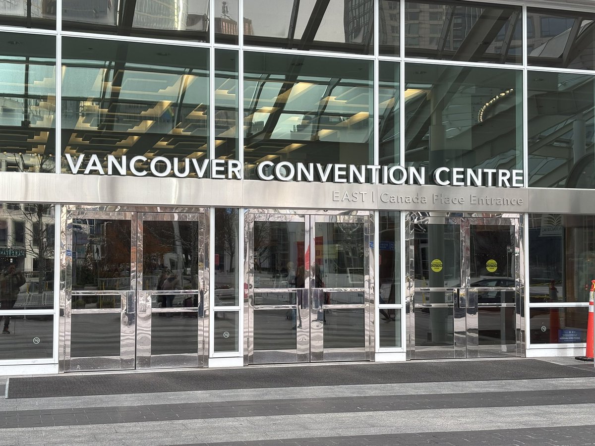 MiningTech1's tweet image. Good morning from a clear sunny day in Vancouver 🇨🇦 Our team is onsite today at Vancouver Convention Centre (East) preparing for MiningTech North America Conference &amp;amp; Expo starting from tomorrow Nov 20-21. miningtechnorthamerica.com