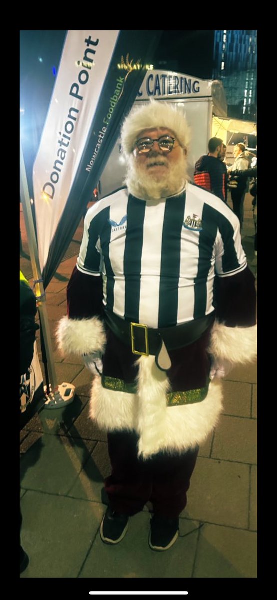 🌠The <a href="/NUFC/">Newcastle United</a>FoodBank returns on Saturday at 3.30pm before @NUFC play <a href="/ManCity/">Manchester City</a> at 5.30pm <a href="/StJamesParkNE1/">St. James' Park</a> &amp; it’s our big Advent Calendar collection to give all kids who use the @NCLFoodBank a Christmas treat so please donate chocolate calendars, selections boxes &amp; festive treats🙏