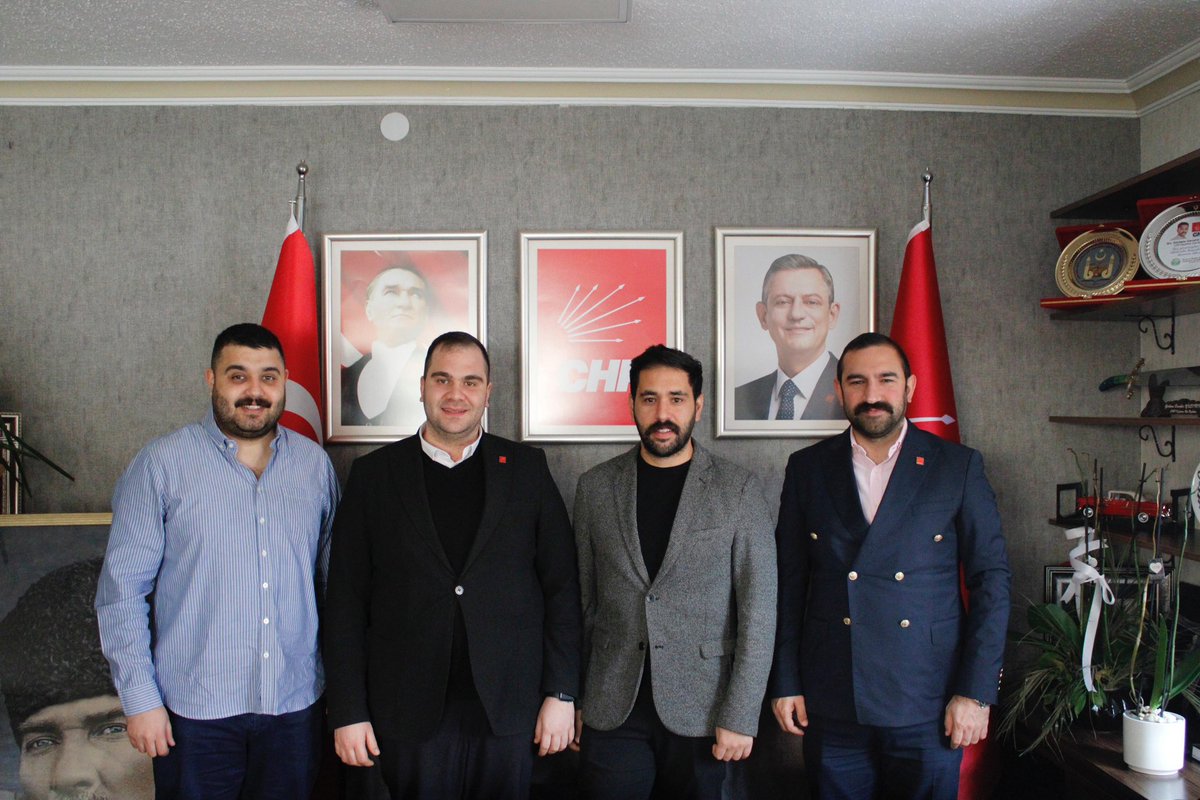 📍 Keçiören

Uzun yıllardır Gençlik Kollarında birlikte görev yaptığımız yol arkadaşımız, Keçiören İlçe Başkanlığına seçilen Sayın Görkem Yıldırım’a hayırlı olsun ziyaretinde bulunduk.

İlçe Başkanımıza ve değerli yönetim kuruluna görevlerinde üstün başarılar diliyoruz.

Genel