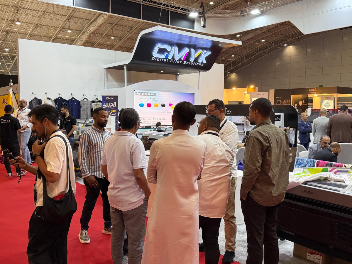 من فعاليات اليوم الثالث🟩 المعرض الدولي الـ 21 لماكينات الغزل والنسـيج وصناعة الملابس وتكنولوجيا الطباعة وابتكارات الخيوط والأقمشة ومسـتلزماتهم 
🏡 مركز الرياض الدولي للمؤتمرات والمعارض
⏳ 17 - 19 نوفمبر 2025