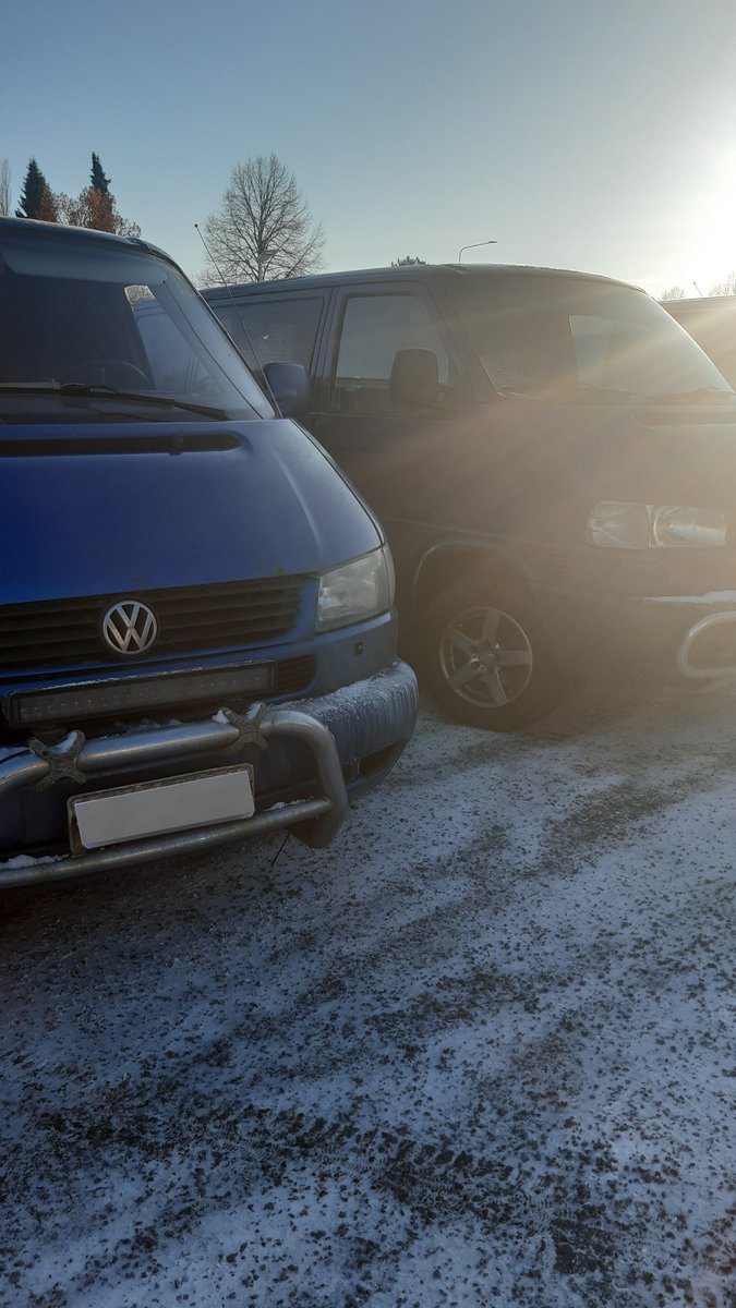 Teppo4 ei tähyile satelliitteja, vaan pitää katseen tiessä ja kulkee kuin juna. 😌