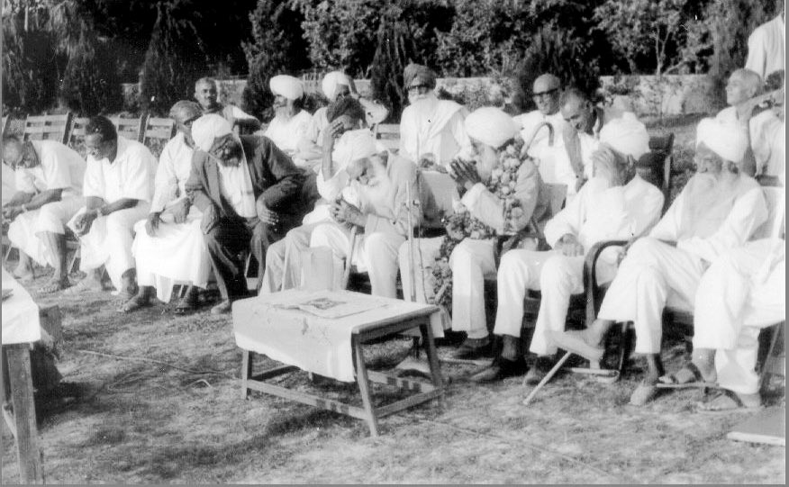 Kharagket_'s tweet photo. Many Sikh Ghadarites acknowledged that their political awakening was shaped by the broader Sikh revival fostered through the Singh Sabha’s literary renaissance. Above all, Giani Gian Singh’s Panth Prakash ‘thrilled them with the glorious deeds of the heroes and martyrs of the seventeenth and eighteenth centuries,’ rekindling the older spirit of the Srī Gurū Khālsā in a new age.