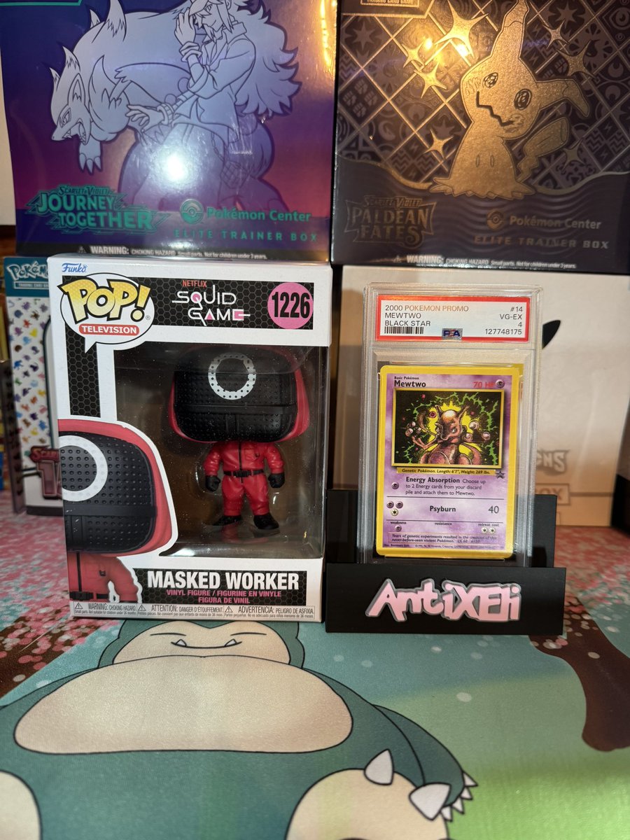 Giveaway time💪🏻
Ya’ll know this is special when I have a slab🫣
1 winner will take home both the slab and Funko with some freebies💪🏻

Rules-
-Like &amp; Retweet
-Follow <a href="/AntiVXEli/">AntiVXEli(king of freedom)😴</a> 

Winner will be picked on November 28th at 2pm EST Via XPicker🫡
Thank you all for 2k💪🏻