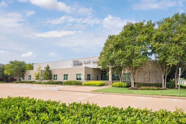 houston_cre's tweet image. ❇️❇️❇️Explore ±15,400 SF Multi-Use Office Building at 8817 Louetta Rd, Spring, TX hubs.ly/Q03TV6cm0
#Office #SingleTenant #MultiUse @Colliers_HOU