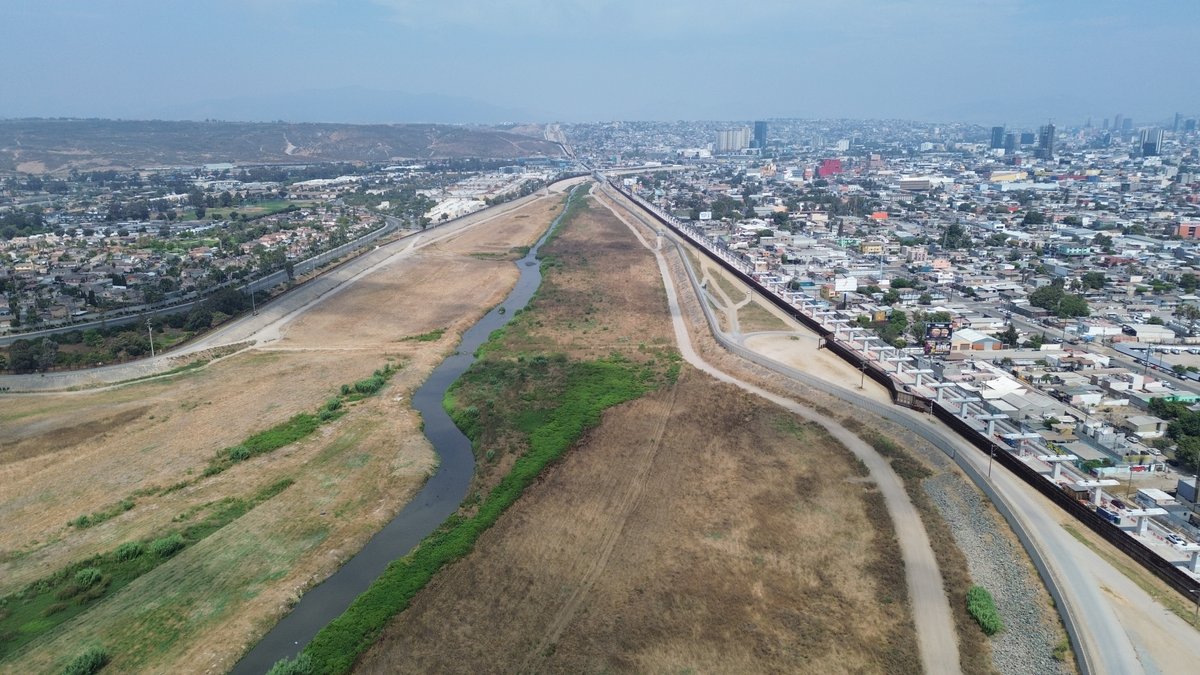 usibwc's tweet image. The U.S. Section of the International Boundary and Water Commission (#USIBWC) is working closely with our local and Mexican partners as we enter the rainy season in the #SanDiego - Tijuana area.

The South Bay International Wastewater Treatment Plant will continue to treat sewage…