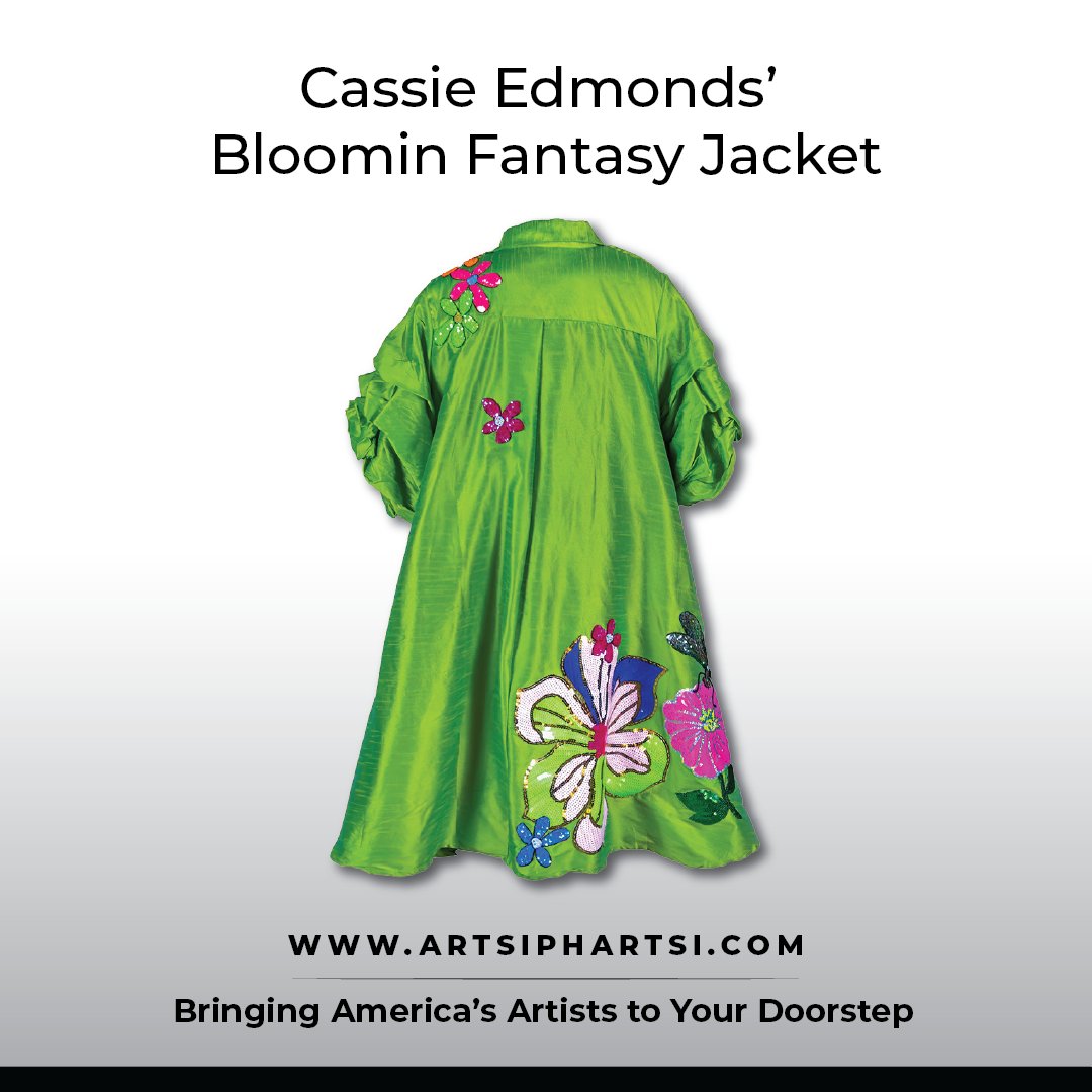 ArtsiPhartsi_'s tweet photo. Just arrived!!  Extraordinary pieces of wearable art – a gift for someone who loves the magic created by one of America’s foremost fabric artists, Cassie Edmonds. #TampaArtScene #ArtsiPhartsi #OOAKHolidayJackets #Coats #WearableArt  #FabricArtists #Holiday #StatementJacket https://t.co/AtTcred1uW