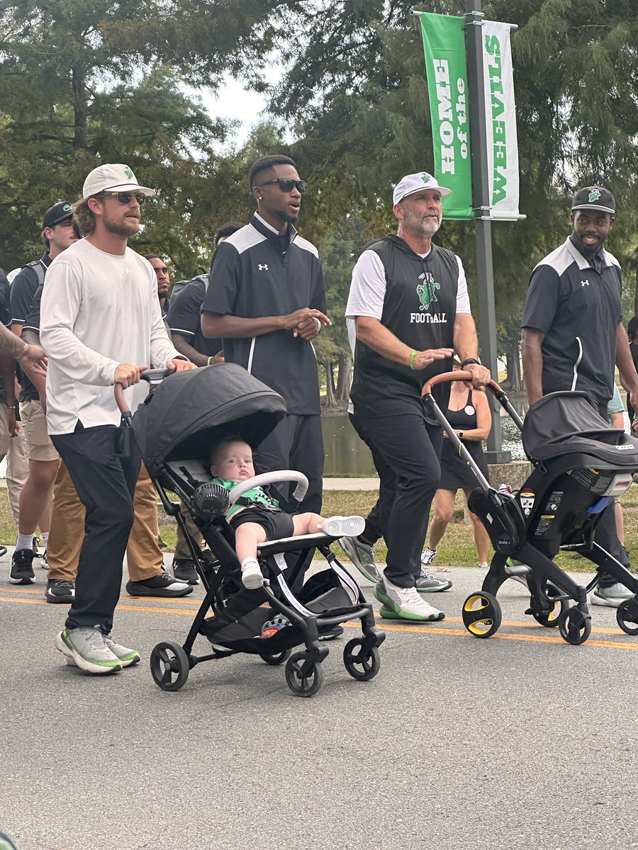 Thank You <a href="/WeevilFootball/">UAM Football</a> &amp; <a href="/coachjweevils/">Hud Jackson</a> @CoachWrightUAM for inviting <a href="/_mjd07/">Marcus(MJ) Dunn</a> &amp; family to Game Day💚