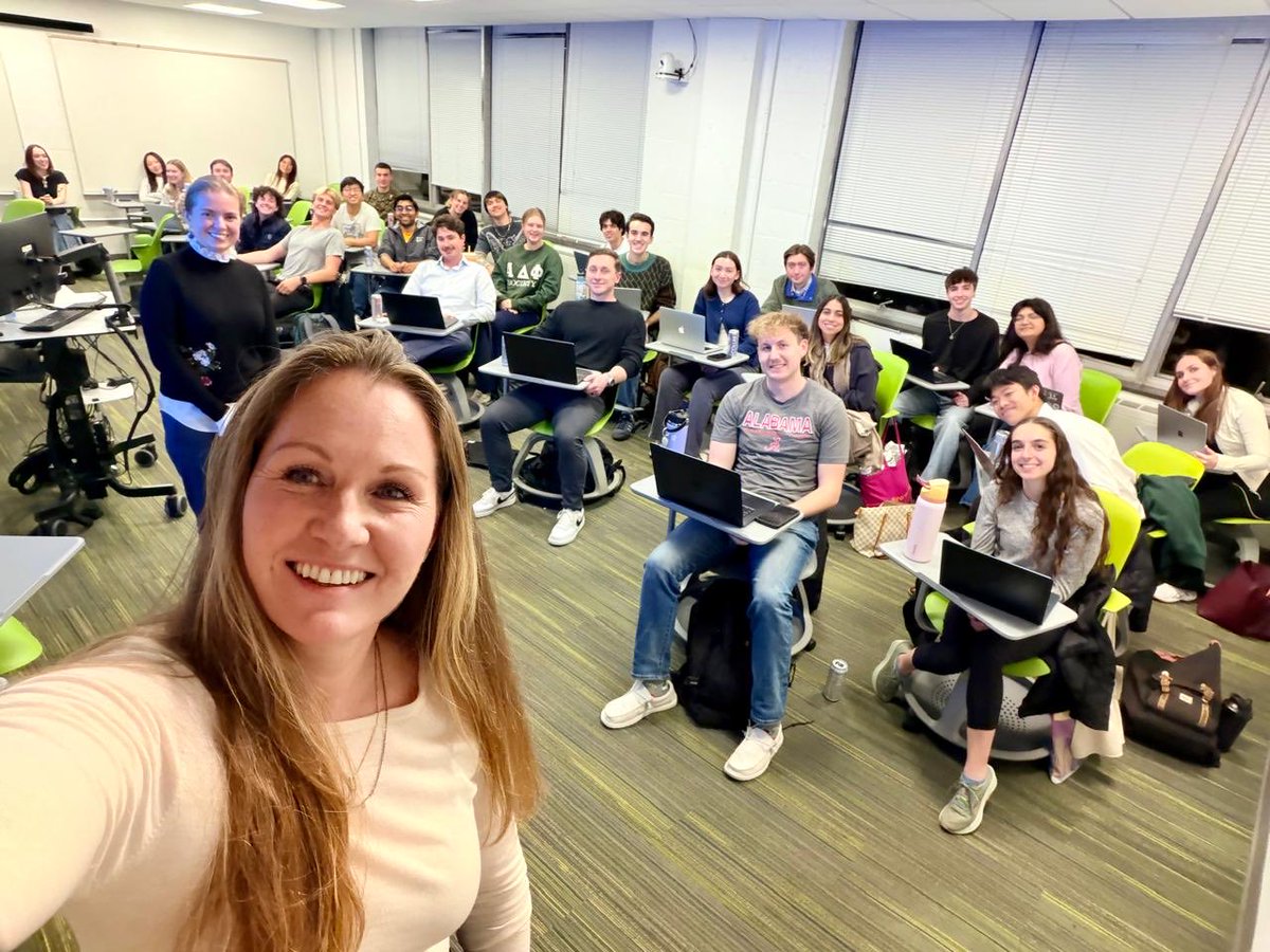 Iceland in US 🇮🇸 tweet media